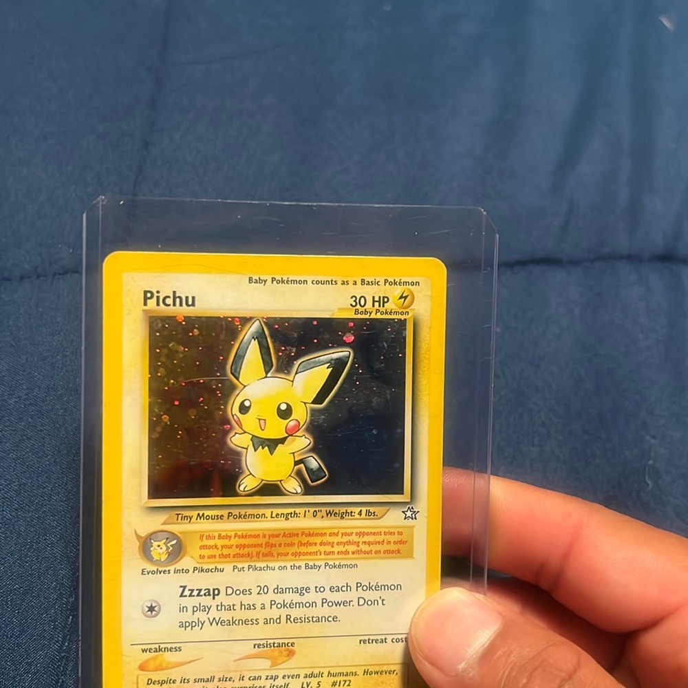 Pichu Rare Holo Pokémon Card - Neo Genesis